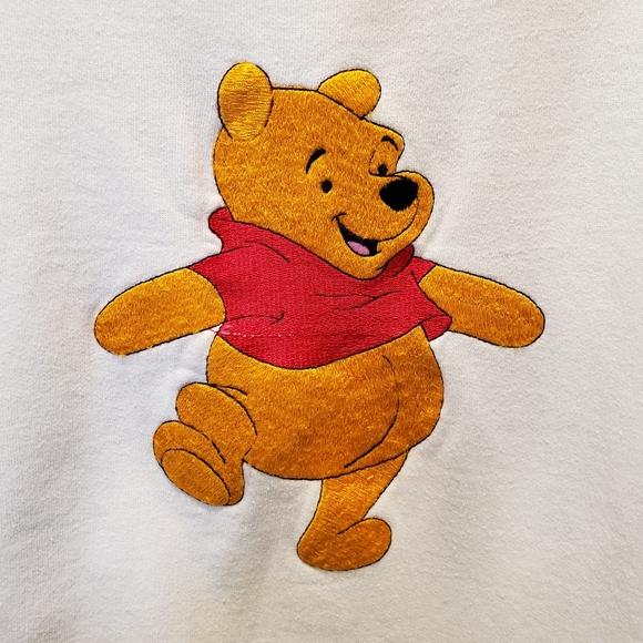 Vintage Disney's Winnie the Pooh Embroidered Sweatshirt Men's sz L Gray - Picture 2 of 6